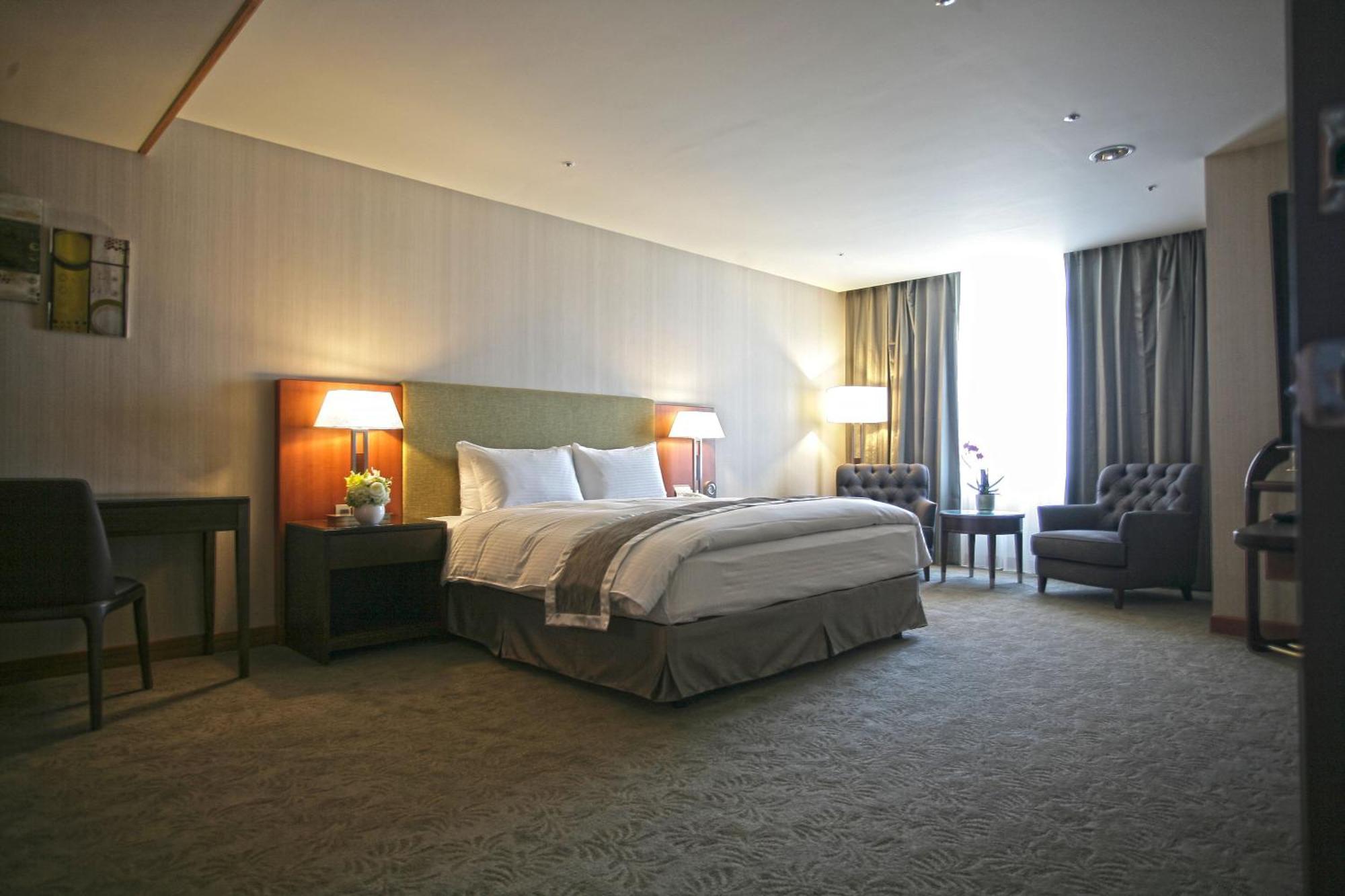 Taichung Harbor Hotel Wuqi Номер фото